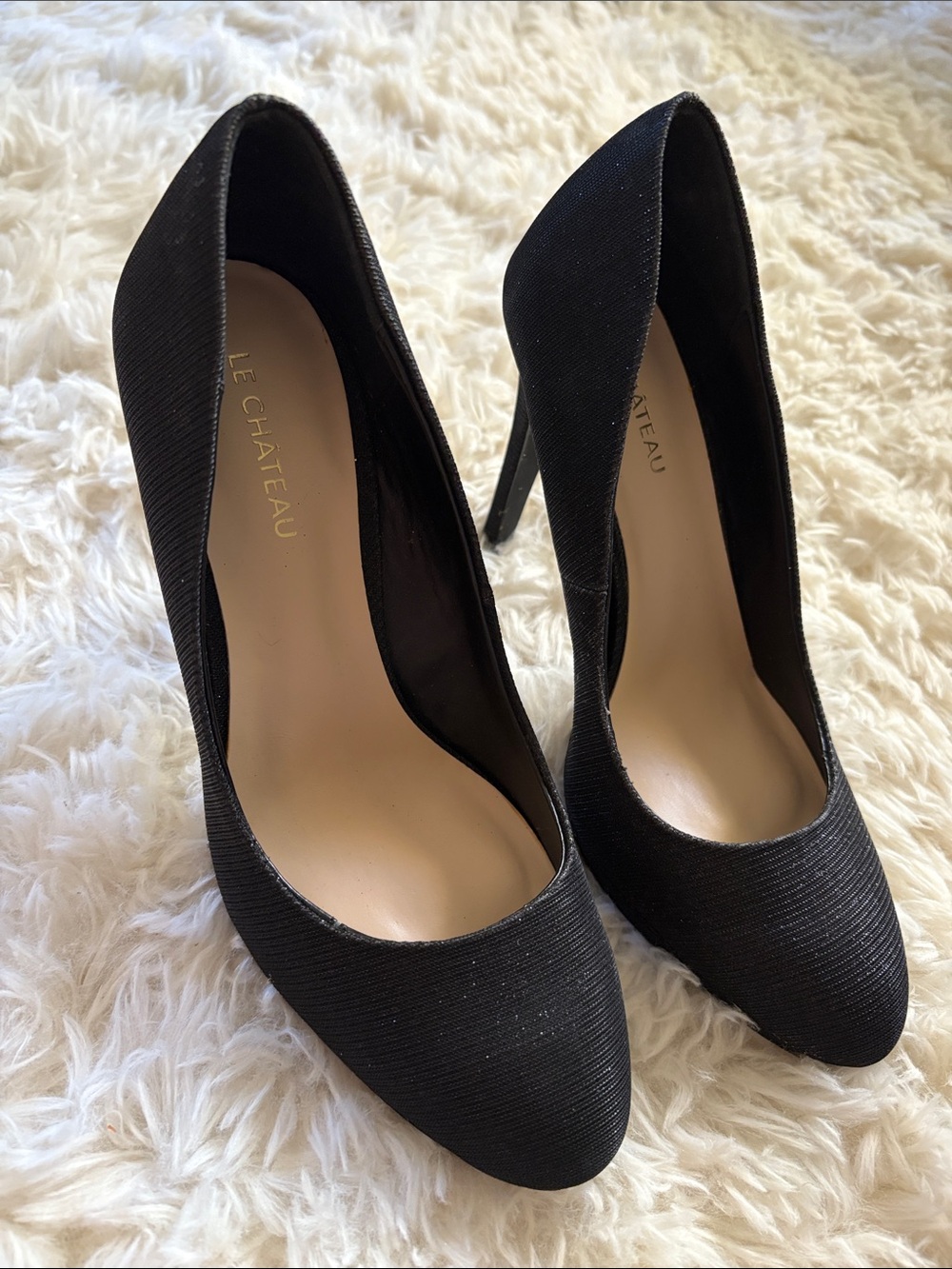 le chateau Black Pointed Toe Stiletto Pumps